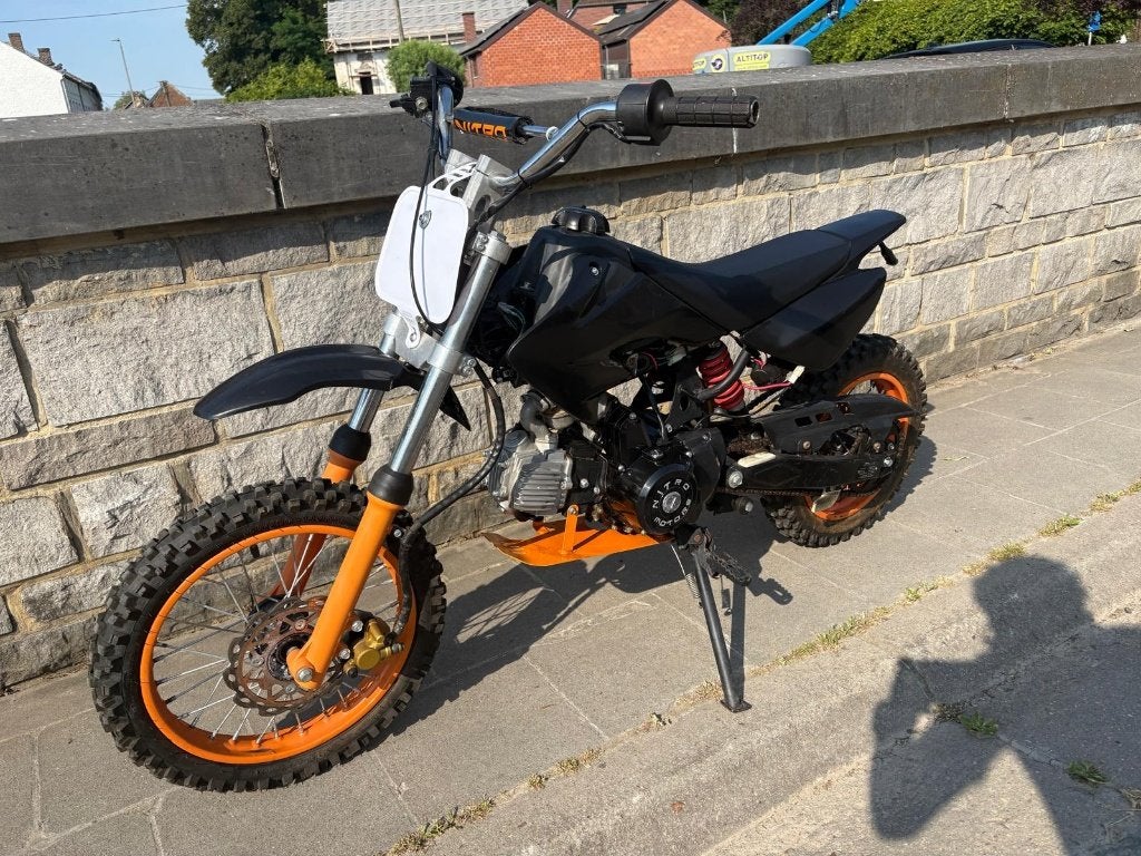 MOTO CROSS 125 CC, 1 cylindre, 124 cm³, Jusqu'à 11 kW