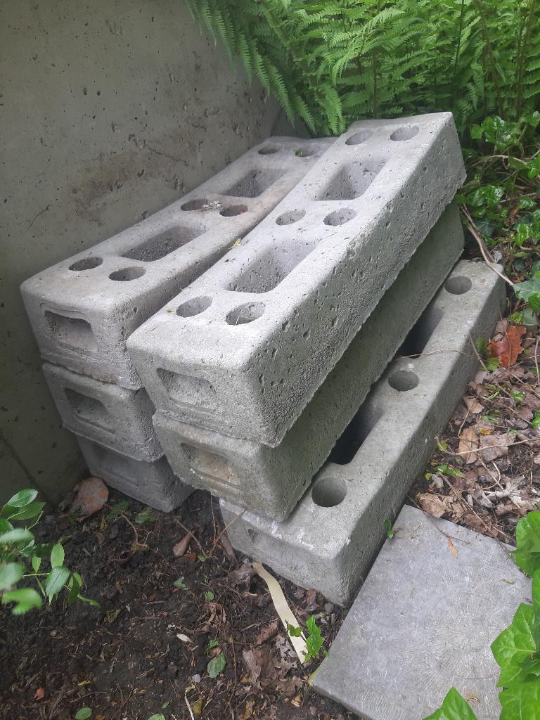 voeten voor werfhekken (beton), Ophalen