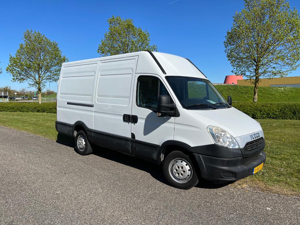 Keurige goed onderhouden grote Iveco bestelbus, Auto's, Euro 5, Stof, Elektrische ramen, Iveco