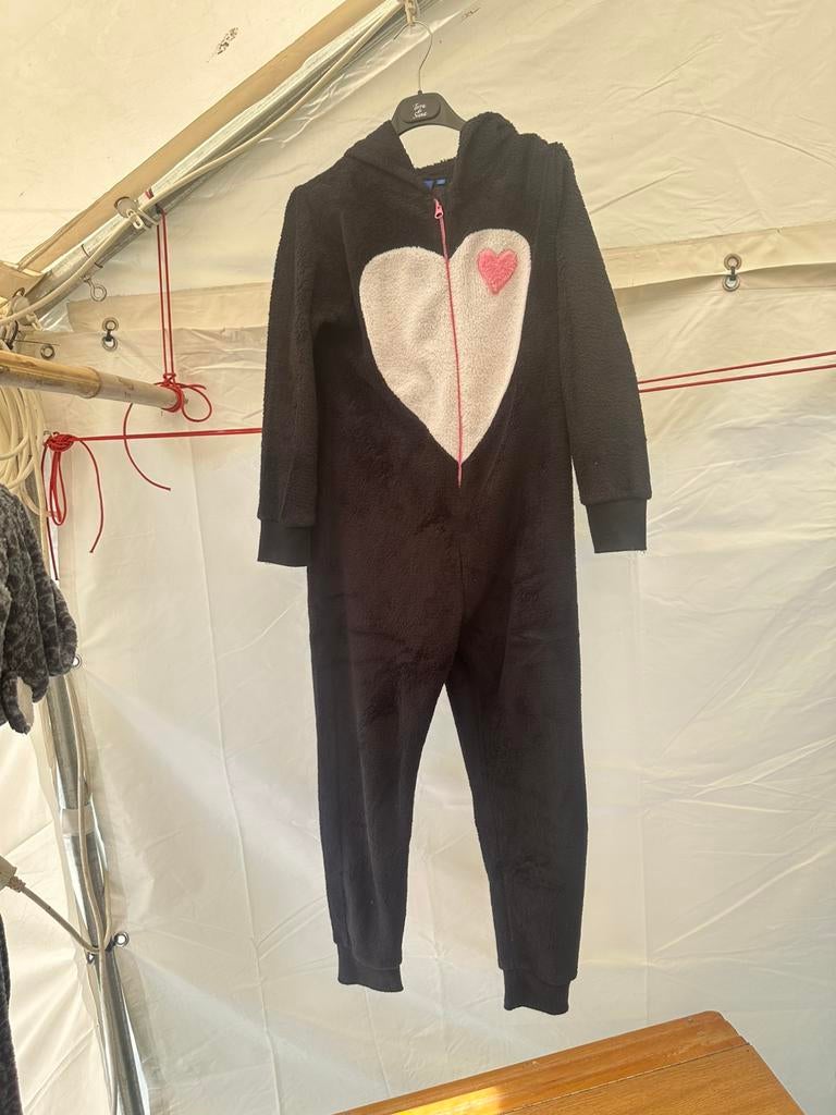 Onesie maat 146 152, Ophalen, Zo goed als nieuw