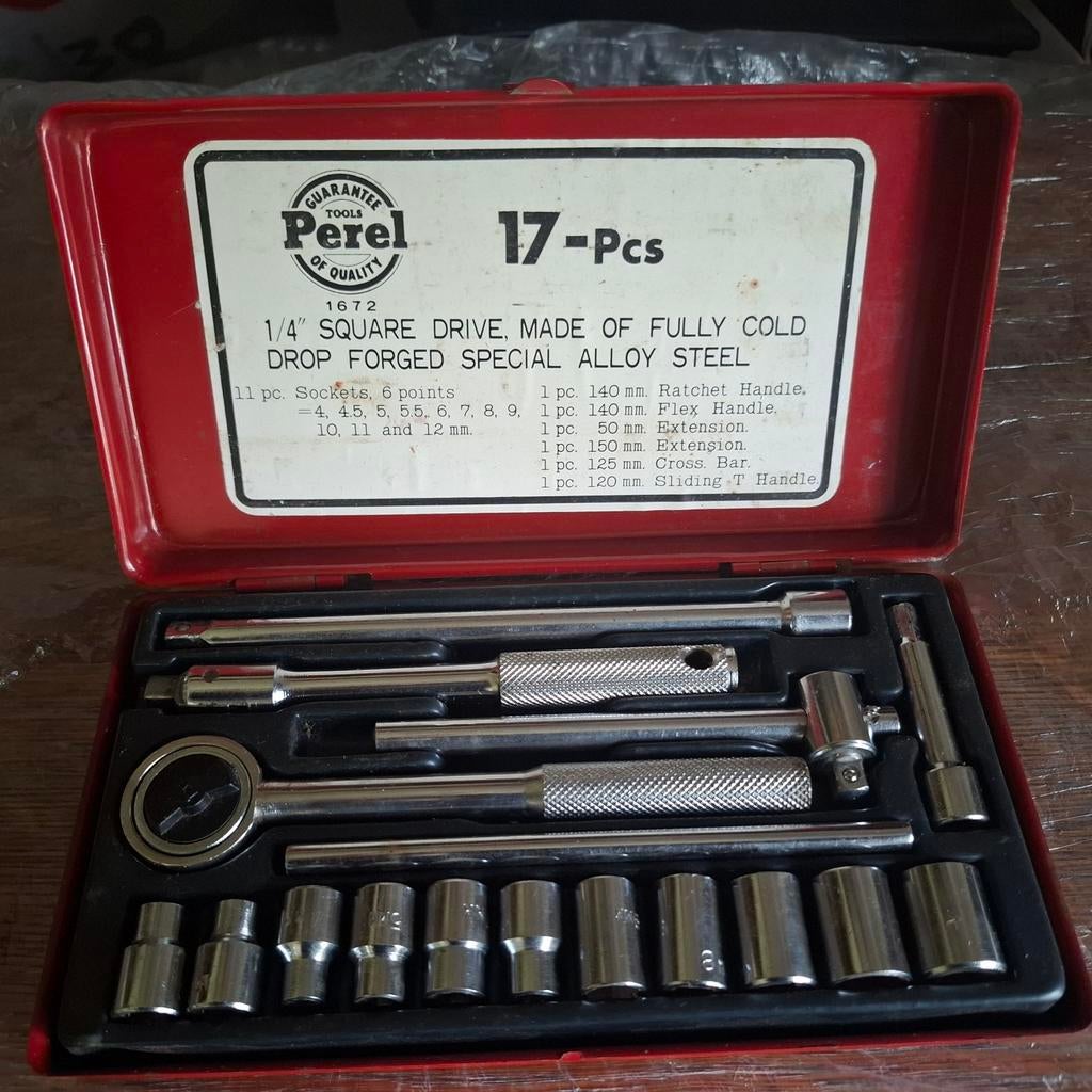 Vintage doos van Perel, Ophalen of Verzenden, Gevuld, Zo goed als nieuw