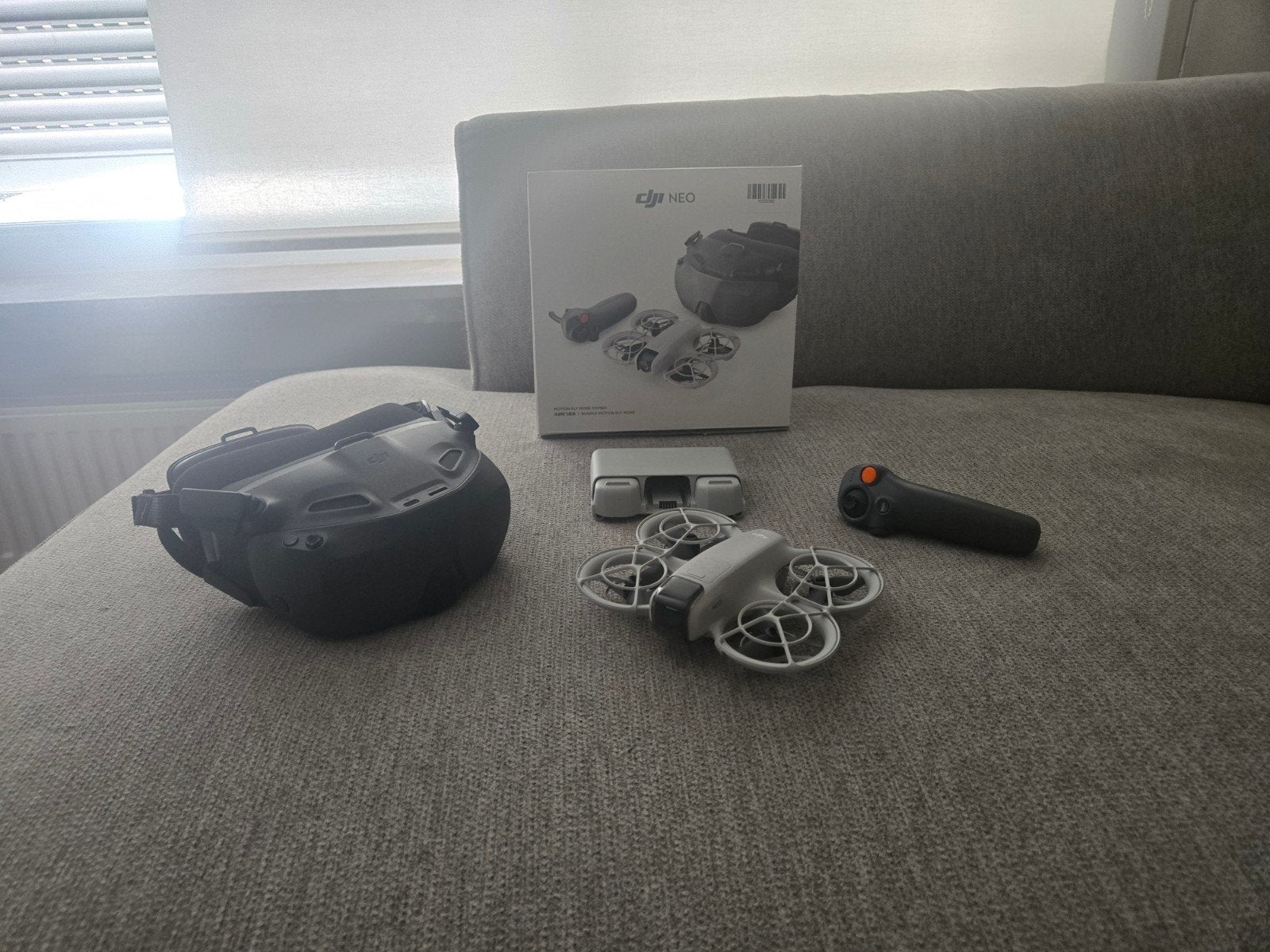 DJI neo motion fly more combo + goggles N3 + RC motion 3, Cameradrone, 100 tot 1000 meter, DJI, 15 tot 30 minuten