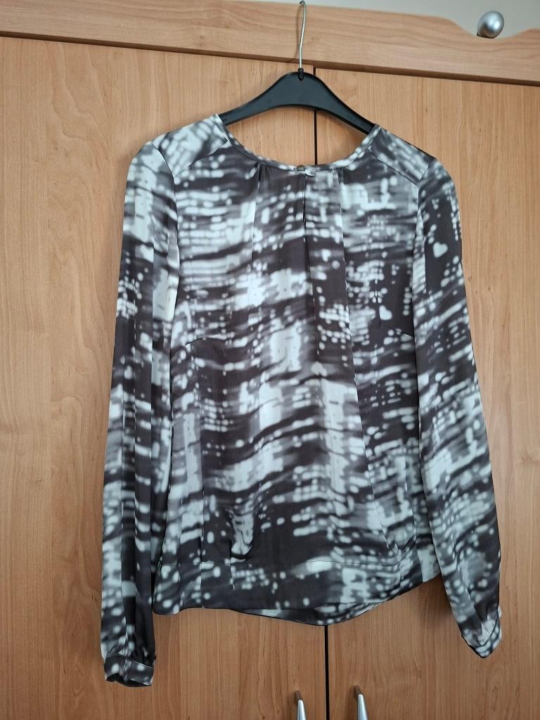 Blouse pour femme dans les tons gris (Taille 36), Vêtements | Femmes, Gris, Taille 36 (S), Comme neuf, Libelle femmes