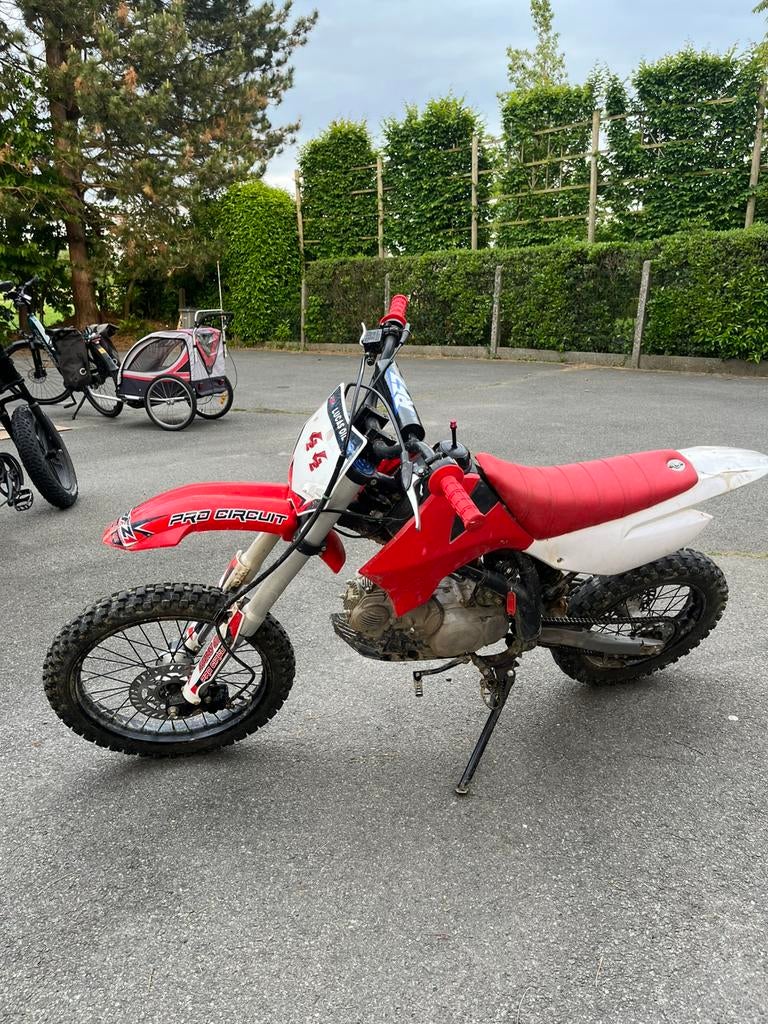 Rfz crosser pitbike 140cc Ruilen tegen scooter, Fietsen en Brommers, Brommers | Crossbrommers, Gebruikt, Ophalen