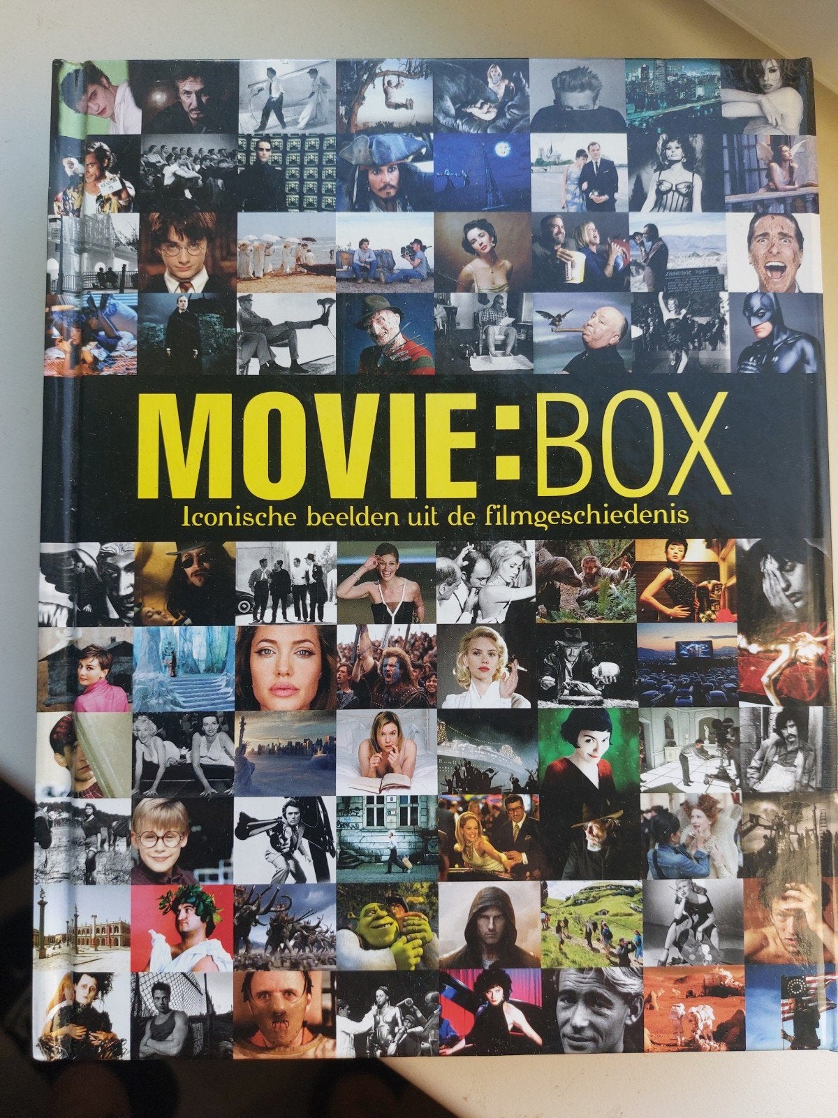 MovieBox (Dik) Film Boek, Livres, Cinéma, Tv & Médias, Enlèvement, Comme neuf
