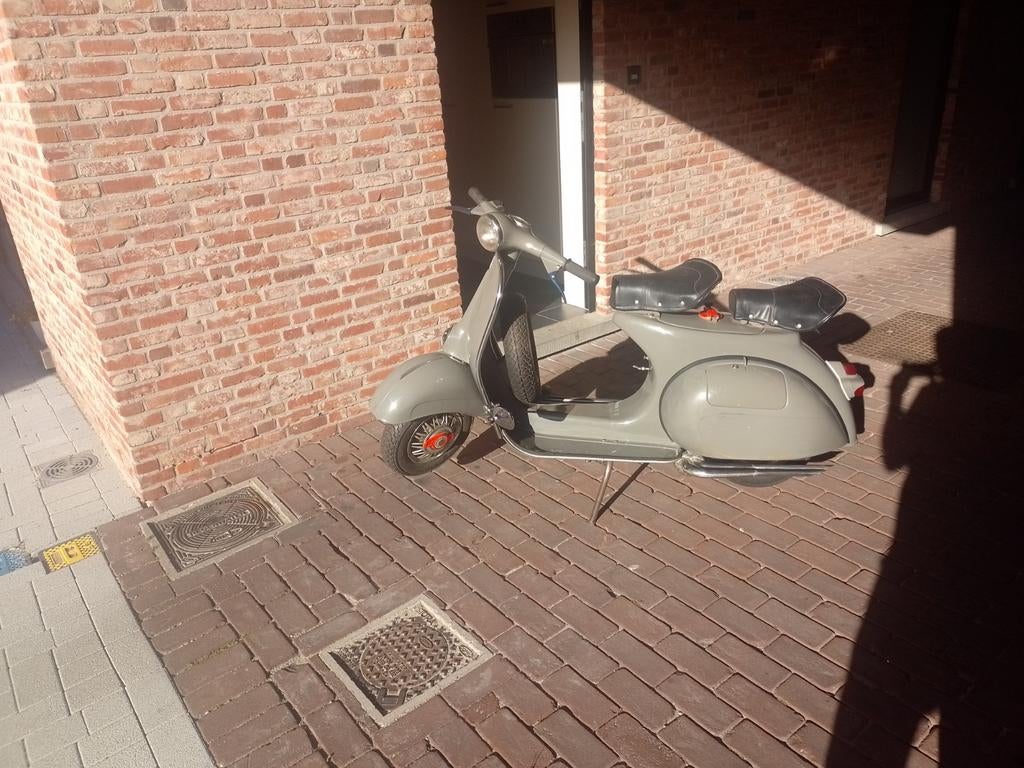 Vespa 125cc vnb1t, bj.1962, met papieren, lak Swarts grijs, Ophalen, Gebruikt