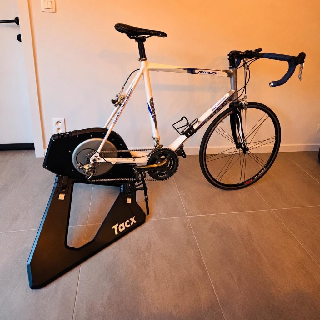 Tacx NEO T2800 Smart Trainer + Ridley Koersfiets, Sport en Fitness, Ophalen, Zo goed als nieuw, Overige typen