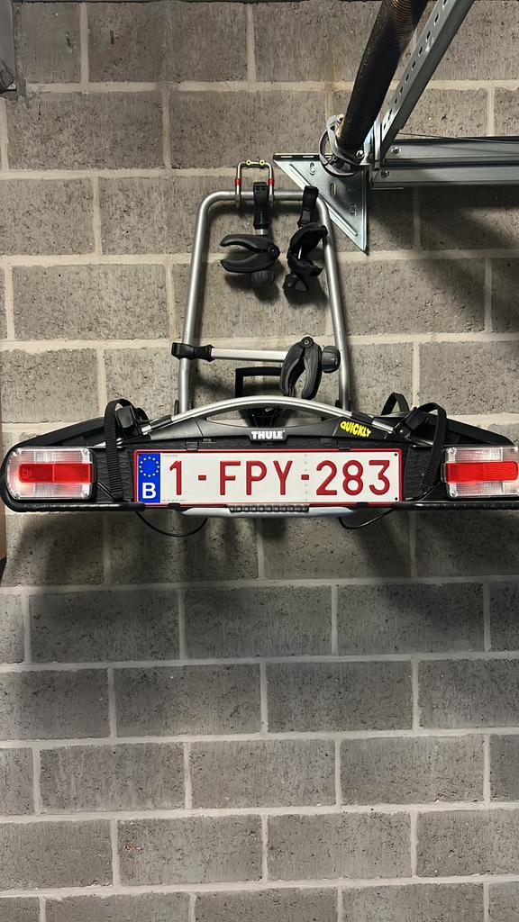 Fietsendrager Thule voor gewone fiets, Support d'attelage, 2 vélos, Pneus larges, Comme neuf