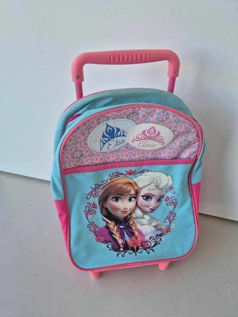 Kindertrolley Anna en Elsa, Ophalen