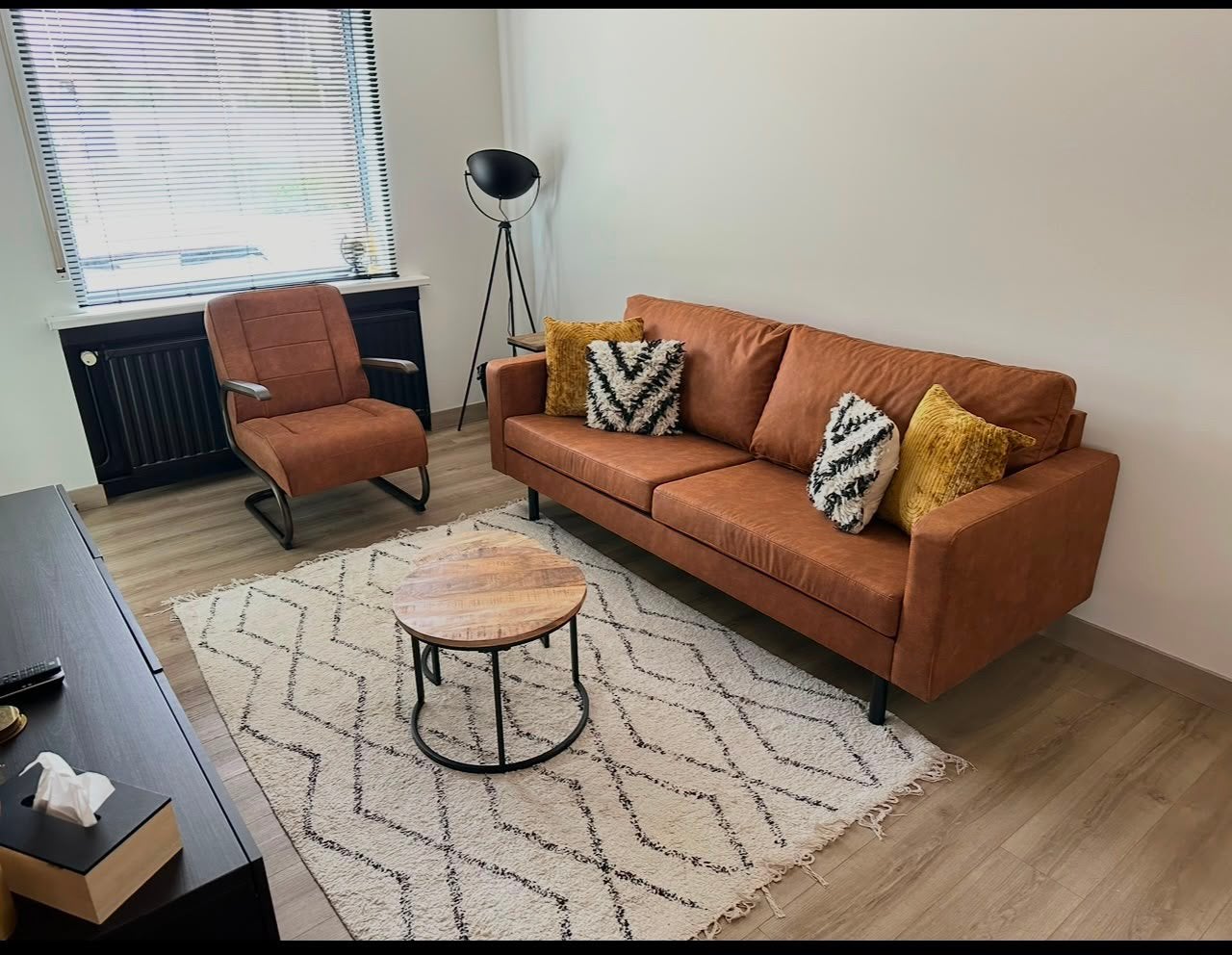 Zitbank en fauteuil cognac kleur, Huis en Inrichting, Ophalen, Zo goed als nieuw, Stof