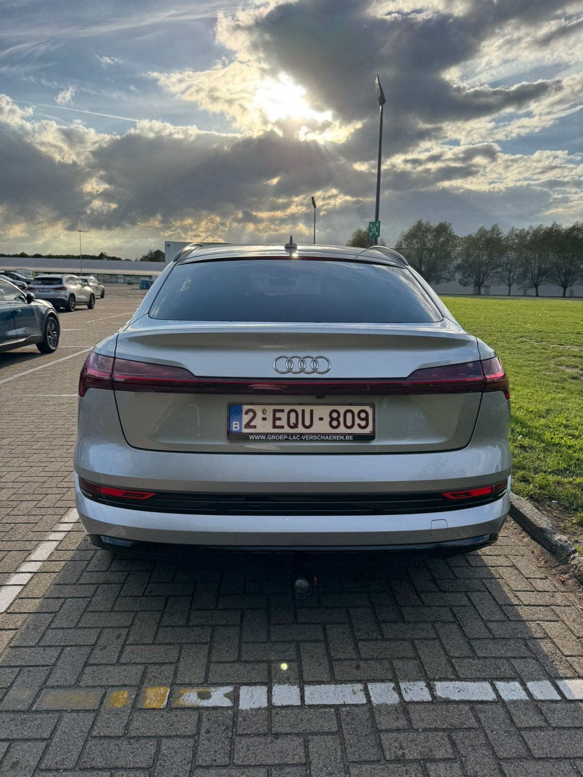 Audi E-tron sportback, Auto's, Automaat, Zwart, Elektrisch, 5 zetels