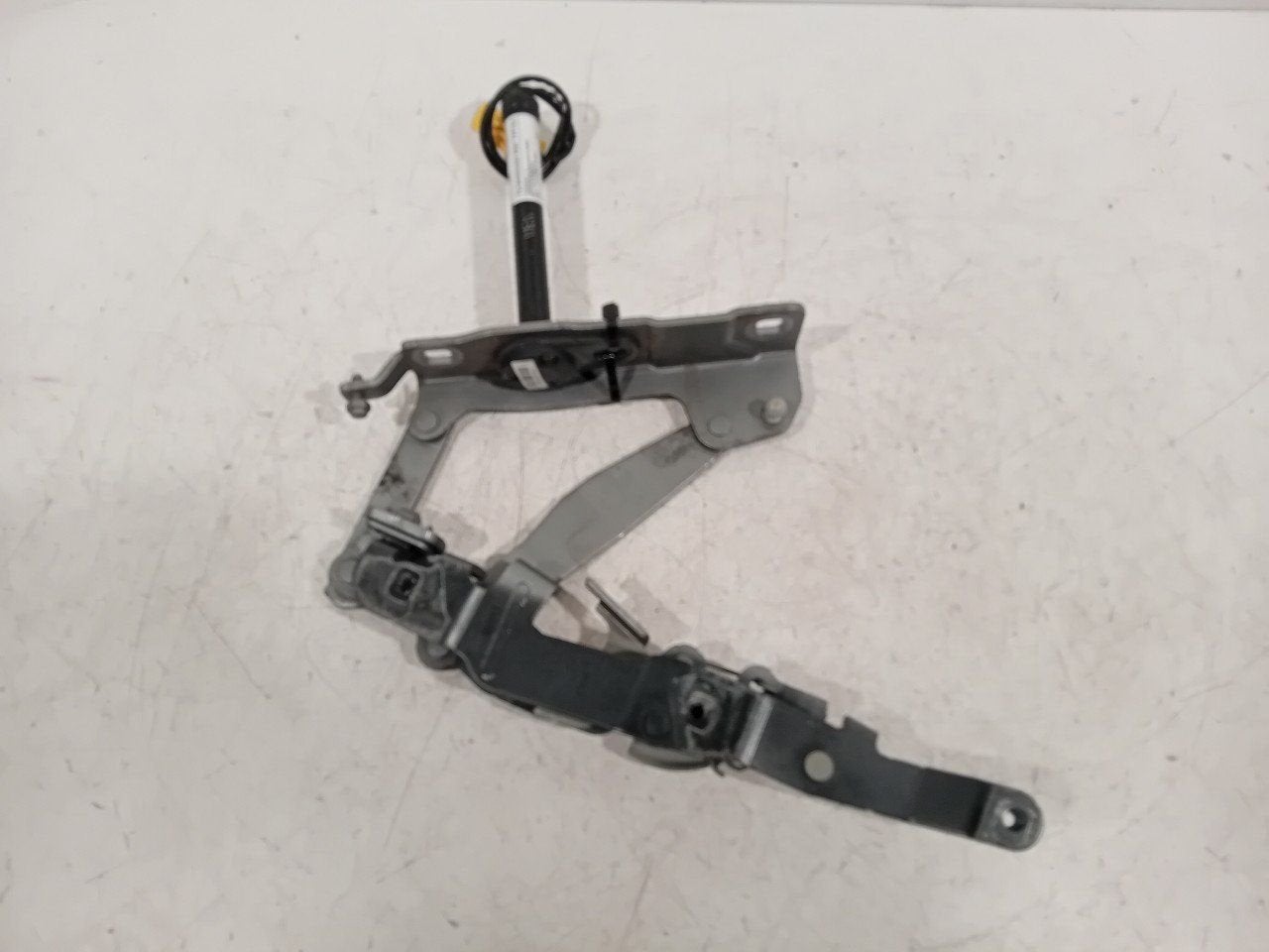 Motorkapscharnier links Mercedes-Benz SLK-Klasse, Onderdelen@venauto.nl, Van der Ven Autorecycling B.V., Gebruikt, Ettenseweg 76, 4706 PB Roosendaal, The Netherlands