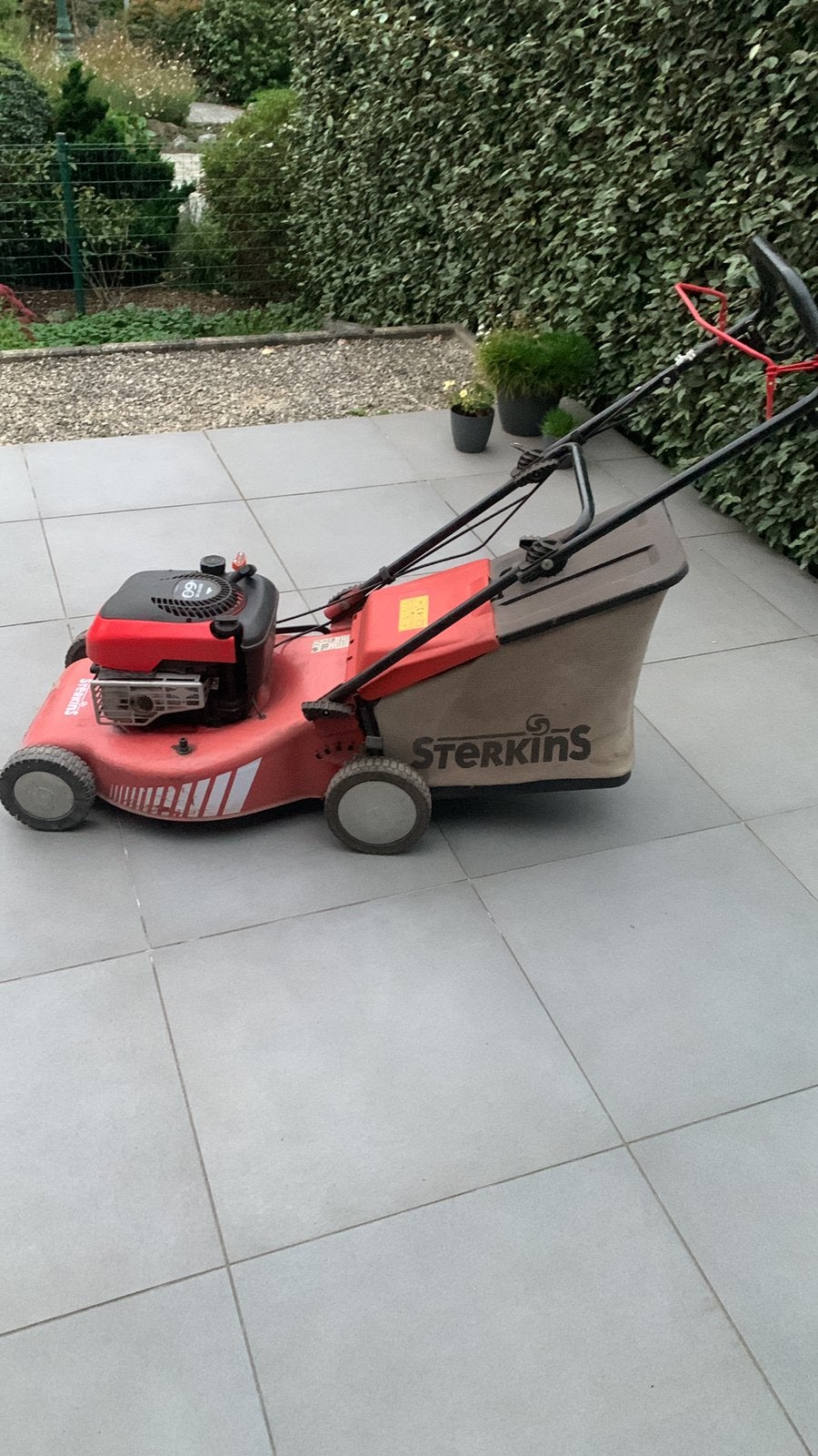 Grasmachine grasmaaier op benzine, Enlèvement, Utilisé