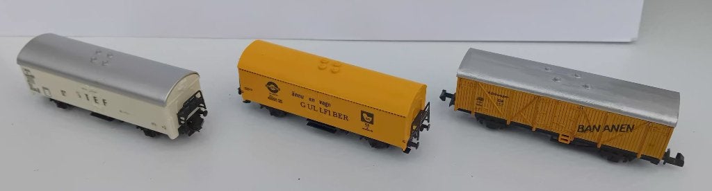 3 wagons ,N schaal, Overige merken, Gebruikt, Gelijkstroom, Wagon