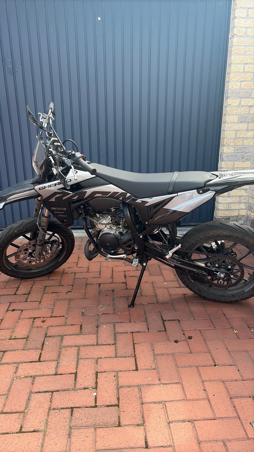 Sherco SM-R (Volledig legaal), Zo goed als nieuw, 50 cc, 5 versnellingen, Ophalen