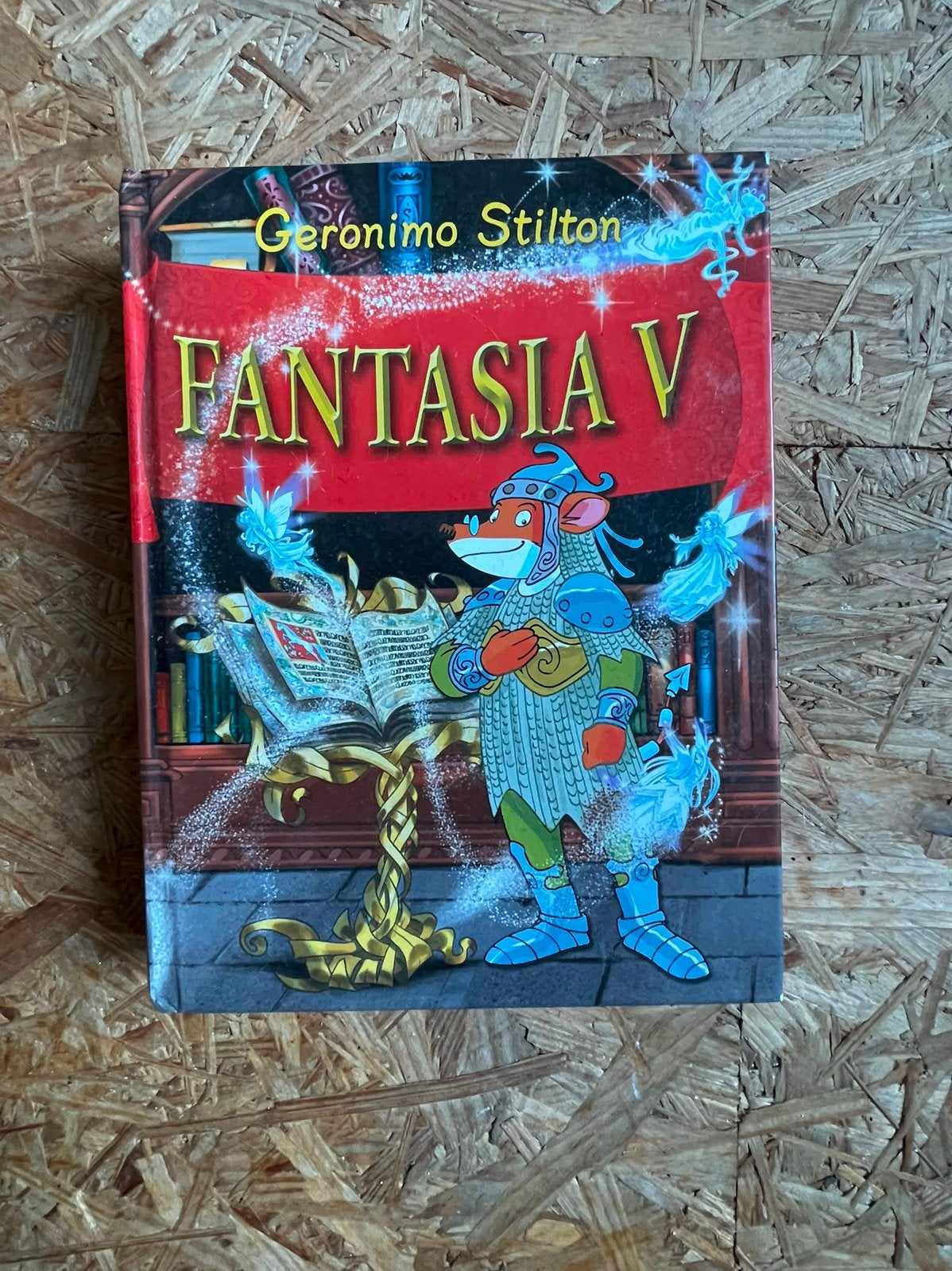 Geronimo Stilton - Fantasia V, Fictie algemeen, Geronimo Stilton, Ophalen of Verzenden, Zo goed als nieuw