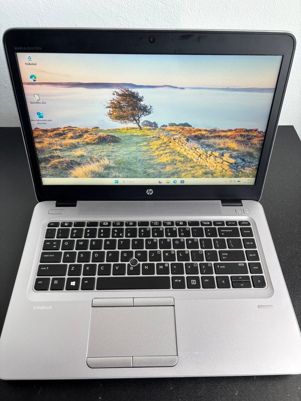 HP elitebook 8 GB Ram 238 GB SSD windows 11, Computers en Software, Laptop-opladers, Ophalen, Zo goed als nieuw