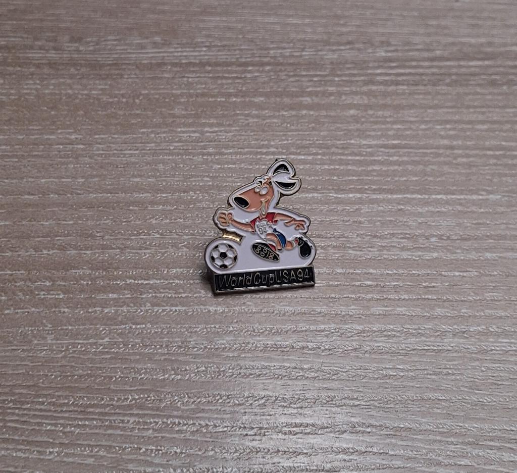 PIN - WORLD CUP USA 94 - VOETBAL - FOOTBALL, Enlèvement ou Envoi, Utilisé, Sport, Insigne ou Pin's