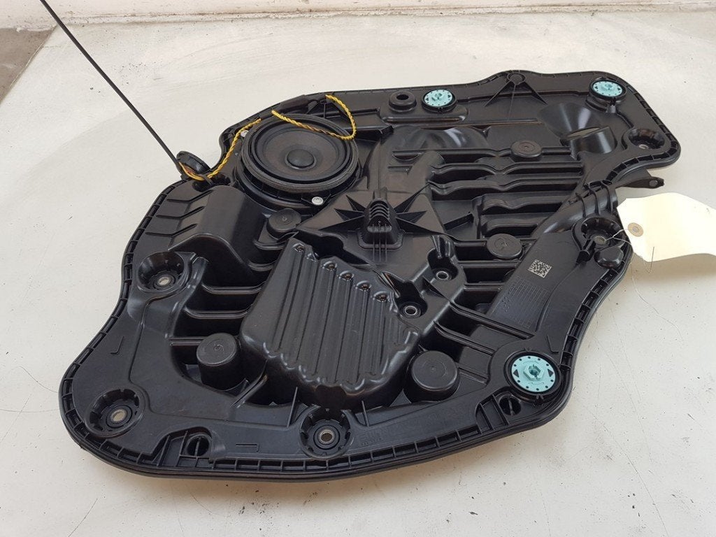 LUIDSPREKER BMW i4 (G26) (|6513262246901|65132622469|), Dhr. J. Ham, Gebruikt, Administratie@autoham.nl, BMW