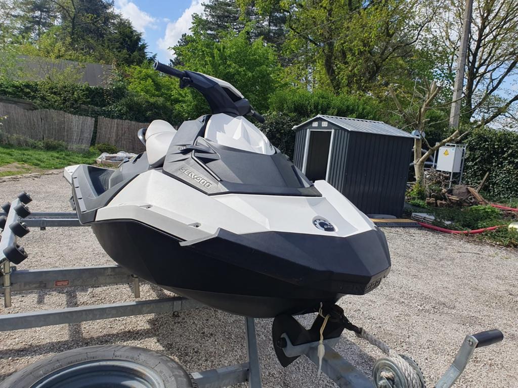 Jet ski seadoo spark jamais immatriculé 45h, Enlèvement