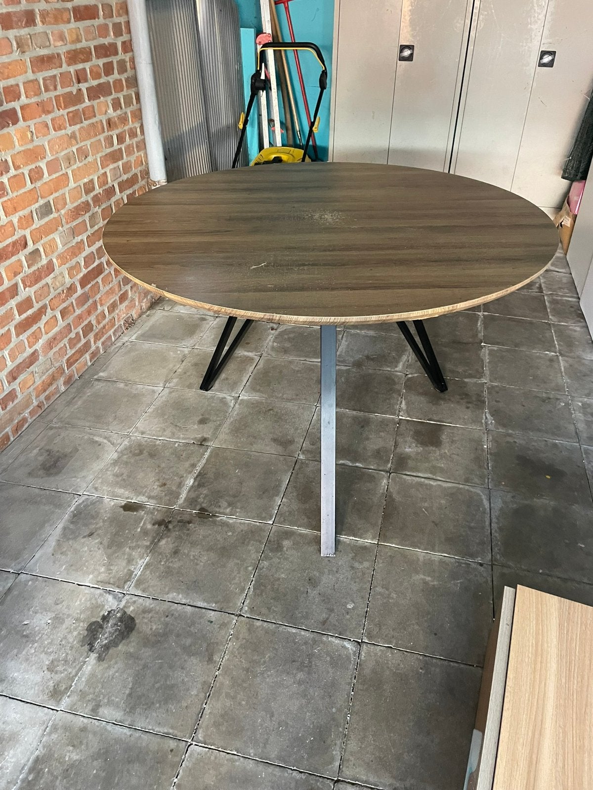 Eettafel, Huis en Inrichting, Ophalen, Zo goed als nieuw, Vier personen, Rond