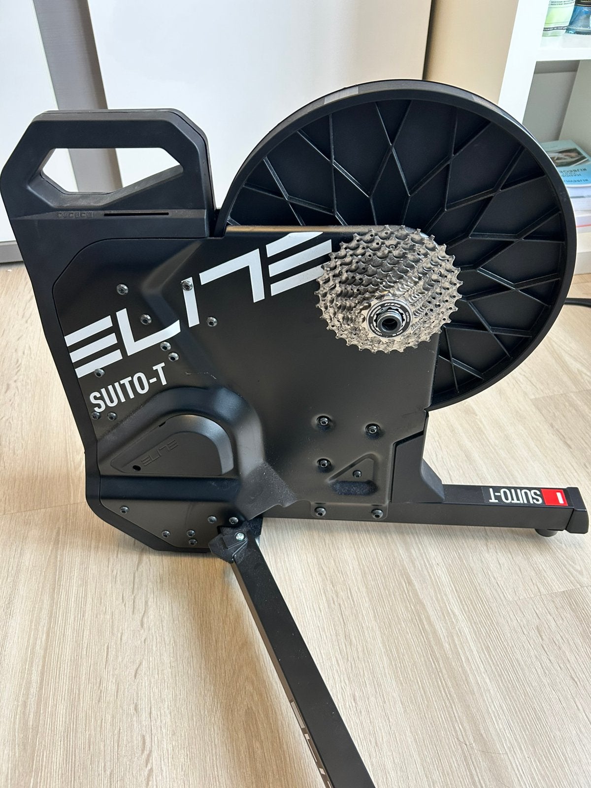 Elite suito-t 2025 inclusief casette en adapterset, Ophalen, Zo goed als nieuw