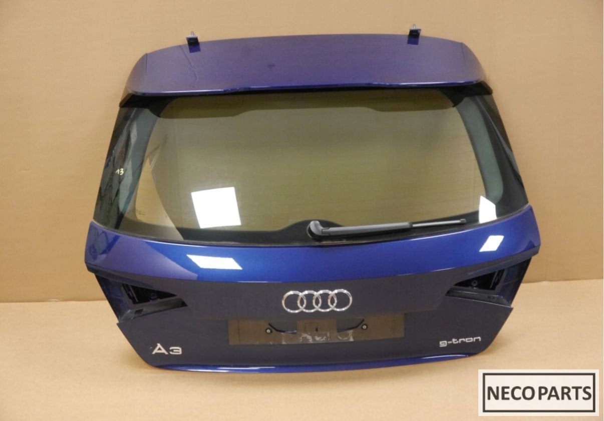 AUDI A3 8V ACHTERKLEP LX5Q CAMERA ORIGINEEL ALLES LEVERBAAR!, Arrière, -, Haillon arrière, Audi