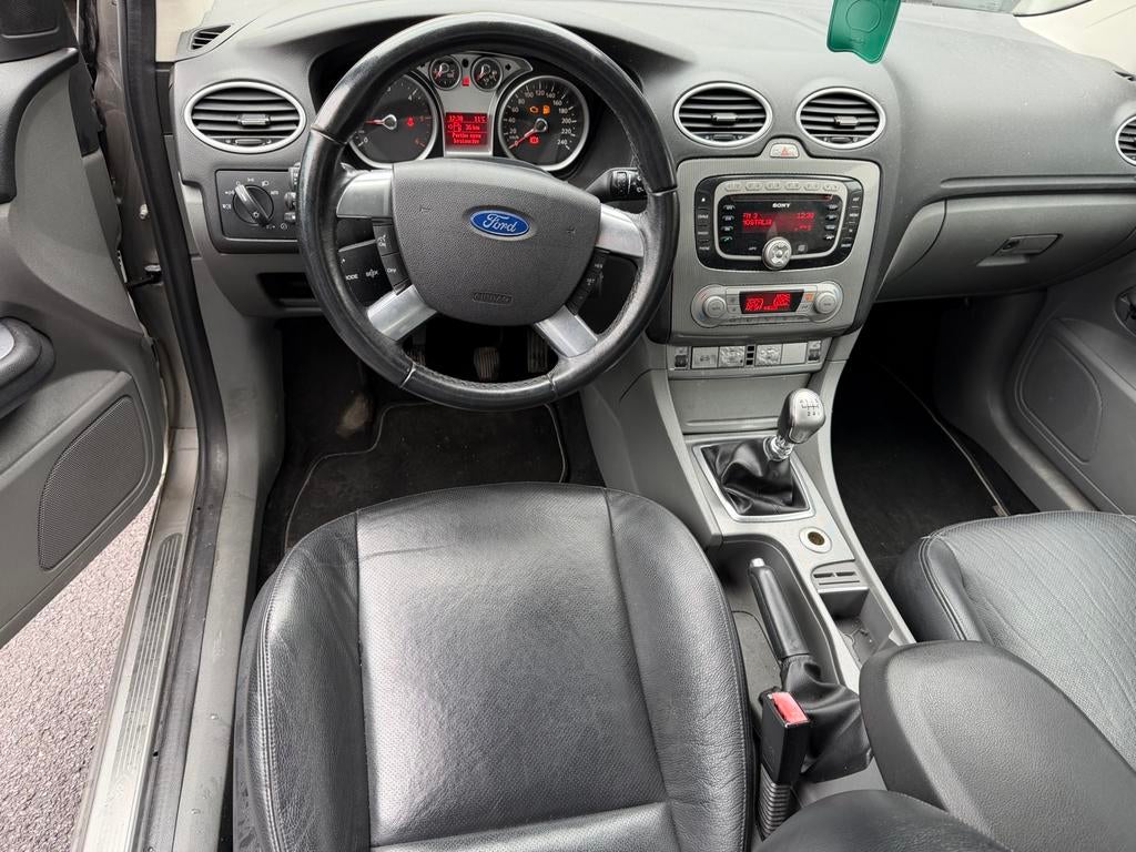 / Ford Focus CC 2.0tdci /, Autos, Argent ou Gris, Achat, Cabriolet, Boîte manuelle
