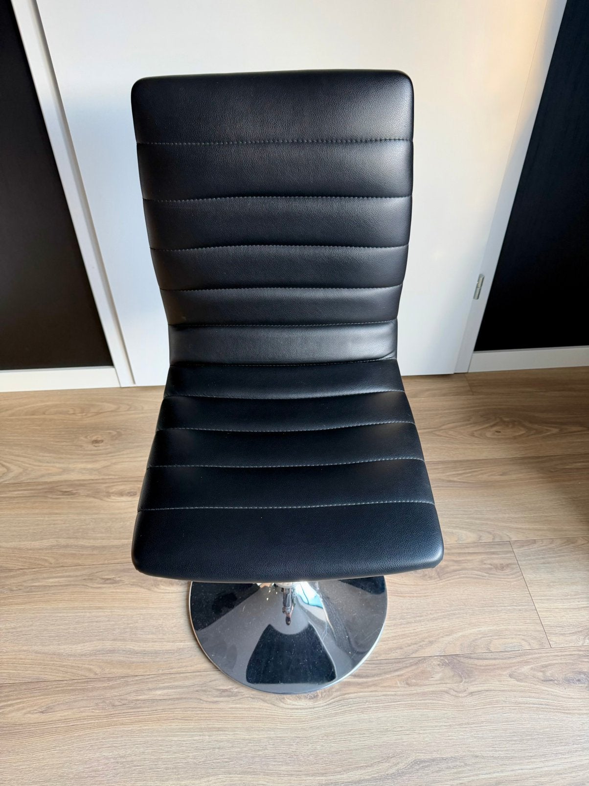 6x modern zwarte eetkamerstoelen, Huis en Inrichting, Stoelen, Ophalen, Zo goed als nieuw, Zwart, Vijf, Zes of meer stoelen