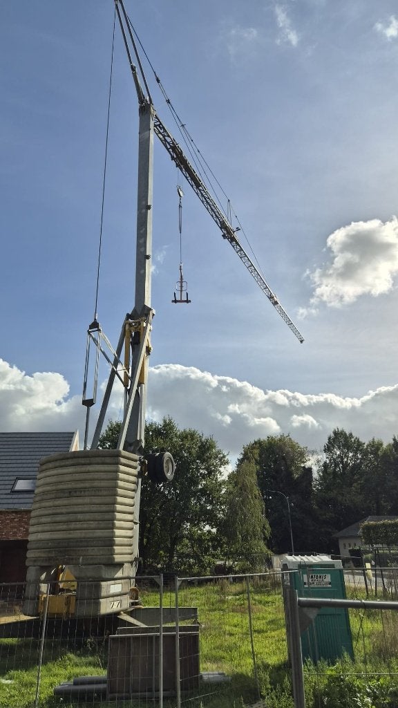 Vicario Bouwkraan 42m, Ophalen, Gebruikt