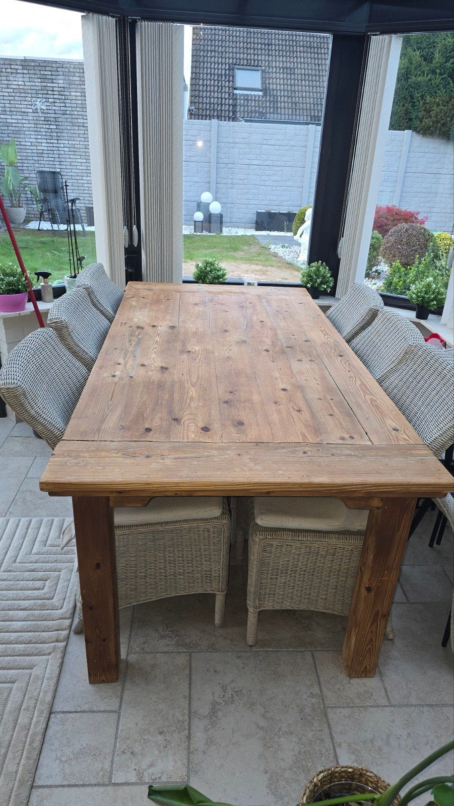 Table à manger en bois massif de style rustique avec 6 chais, Maison & Meubles, Enlèvement, Rectangulaire