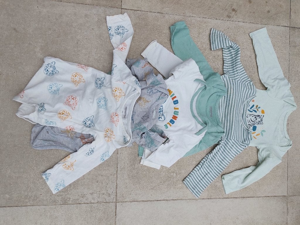 Lot vetements garcon 6mois a 18mois, Enfants & Bébés, Vêtements de bébé | Taille 86, Garçon, Ensemble, Comme neuf, Enlèvement