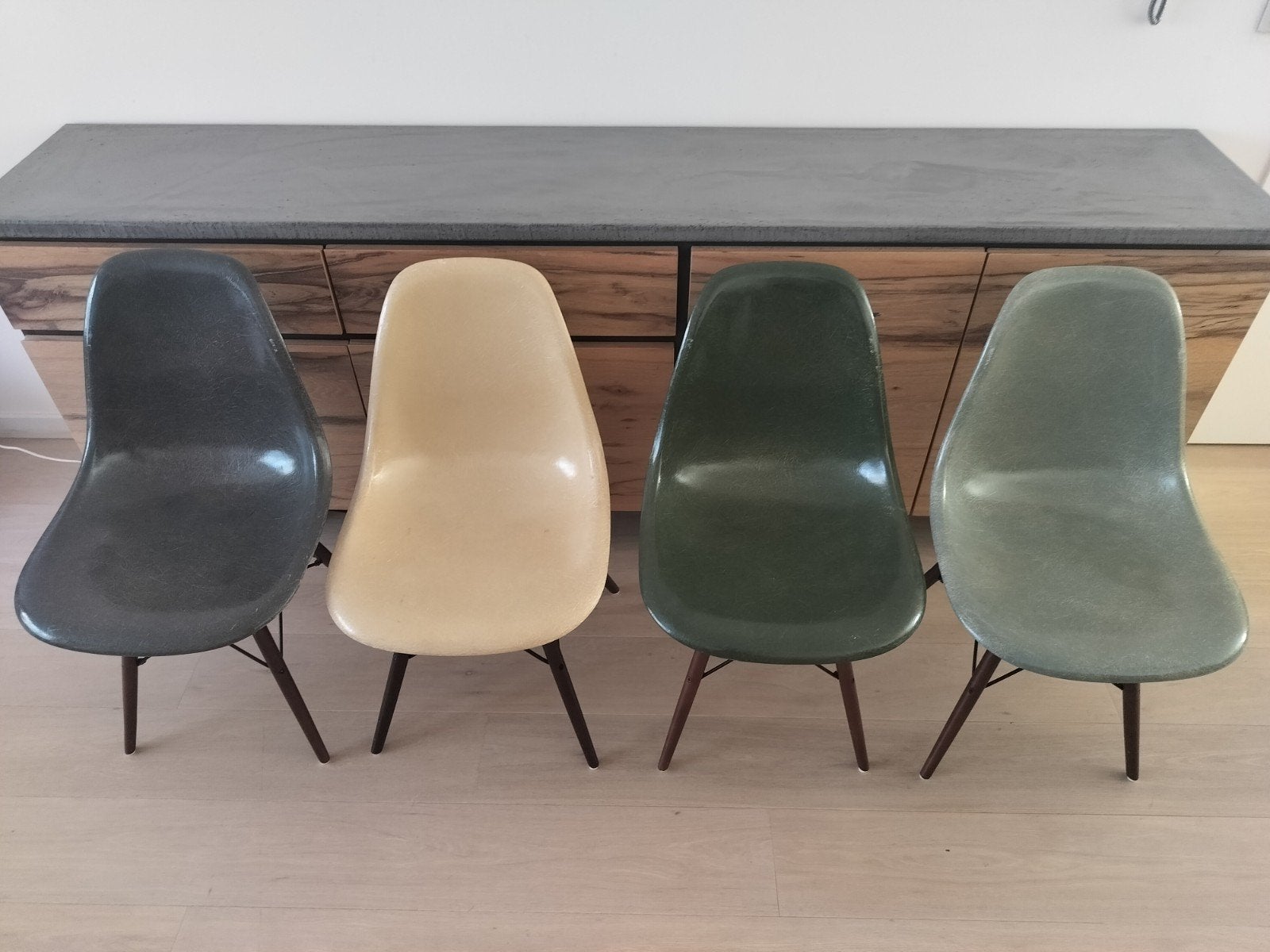 Unieke set Herman Miller X Eames glasvezel kuipstoelen, Antiek en Kunst, Kunst | Designobjecten, Set, Ophalen
