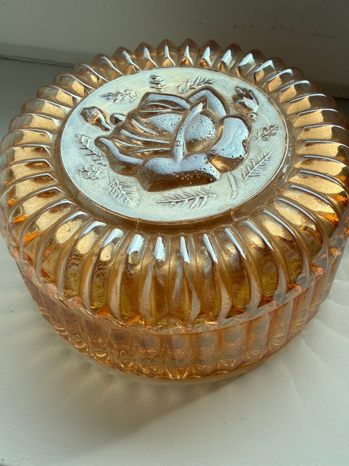 Irriserend persglas poederdoos jeannette marigold vintage, Enlèvement