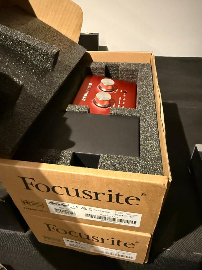 Focusrite RedNet Am2: persoonlijke monitoring van Dante, Audio, Tv en Foto, Professionele apparaten, Ophalen of Verzenden, Zo goed als nieuw