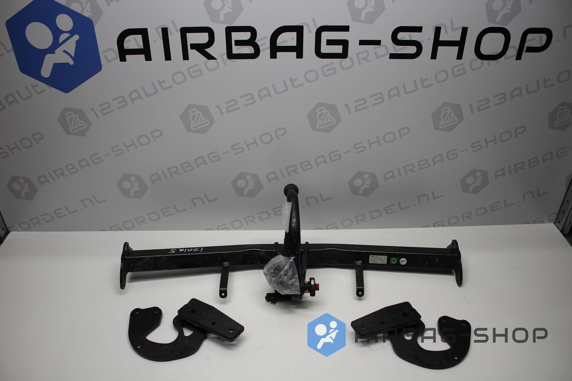 Trekhaak Hyundai ioniq 5 Afneembaar GI281ADE00 met sleutel, -, -, -