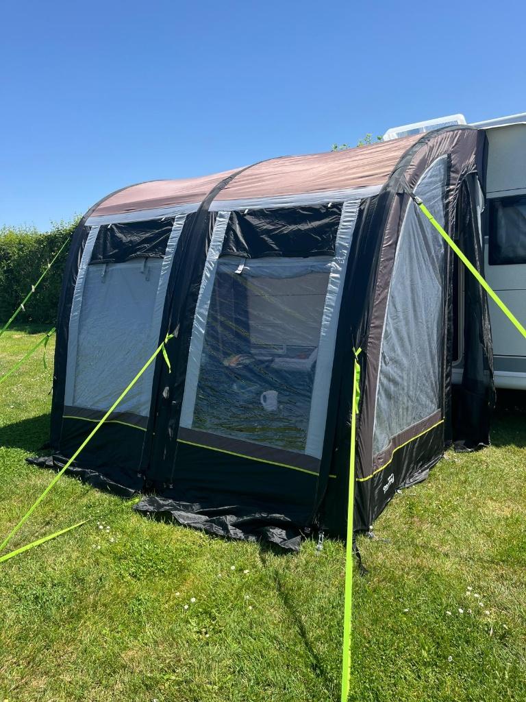 opblaasbare voortent, Caravans en Kamperen, Voortenten en Luifels, Ophalen, Gebruikt, Polyester, Overige merken