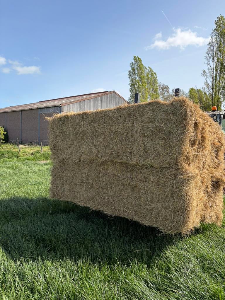 Grote pakken hooi
