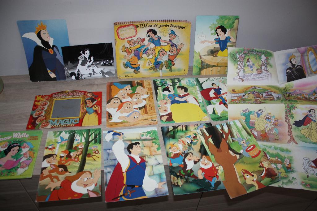 Lotje Disney Sneeuwwitje en de 7 dwergen, foto ,prent pop-up, Verzamelen, Ophalen of Verzenden, Sneeuwwitje of Doornroosje, Gebruikt