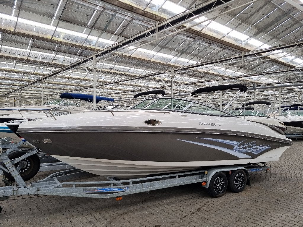 Rinker 246 Captiva 2012 Mercruiser 377 MAG 320 PK Duoprop, Watersport en Boten, Speedboten, Zo goed als nieuw, Overige merken