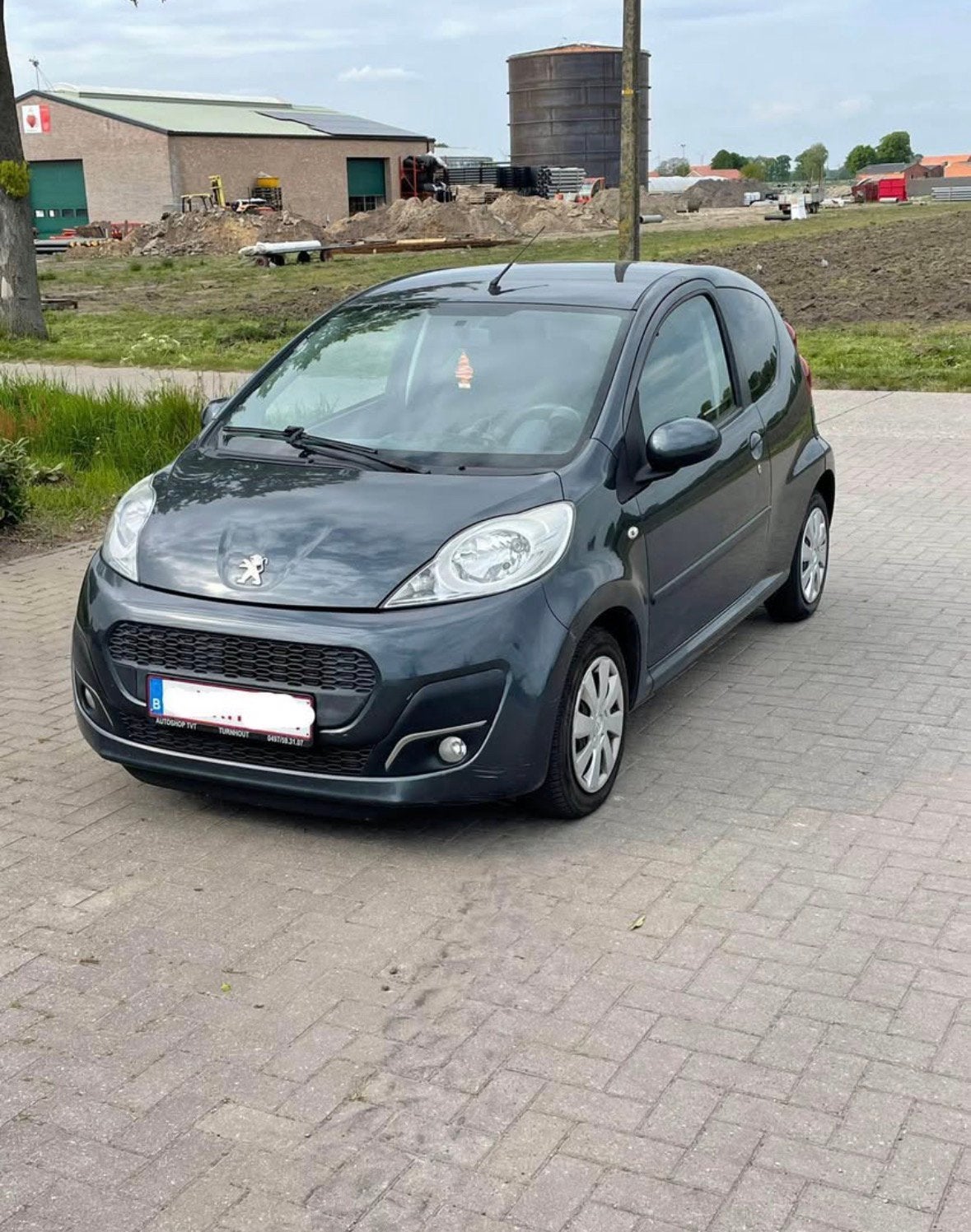 Peugeot 107 1.0 benzine Euro 5 met airco, Auto's, Voorwielaandrijving, Euro 5, Stof, Zwart