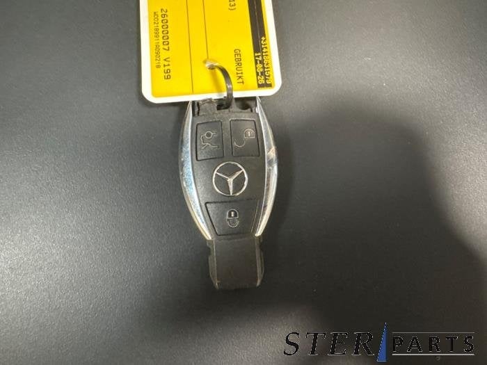 Clé d'un Mercedes CLS-Klasse, 3 mois de garantie, Utilisé, -, -