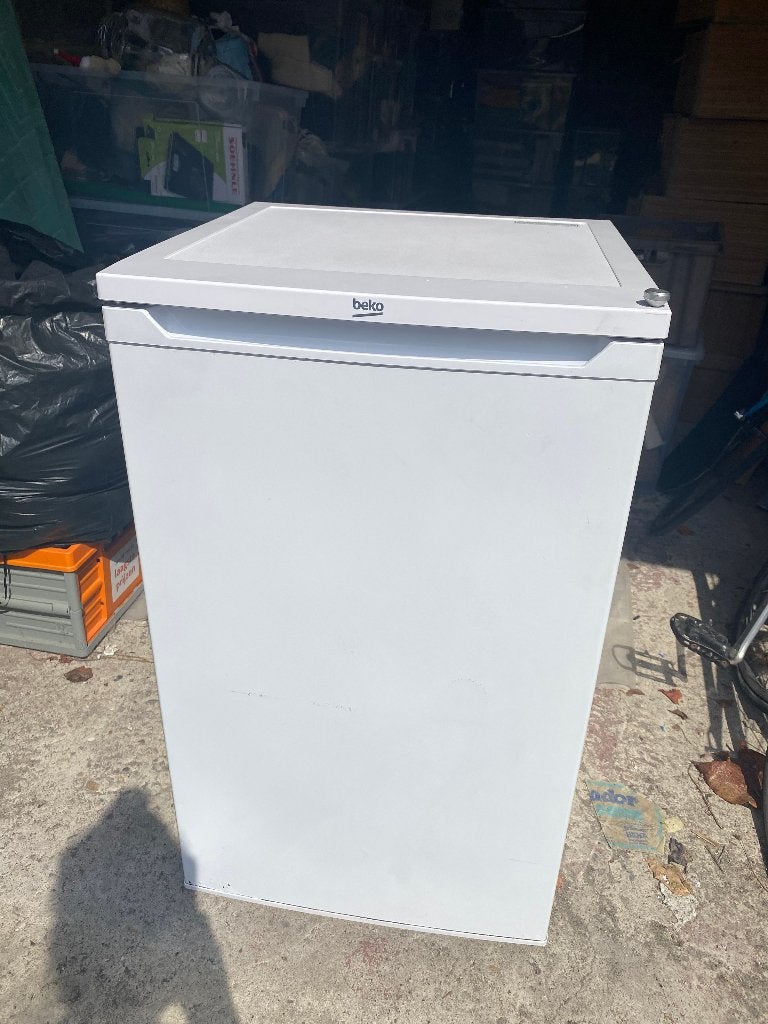 Beko compacte koelkast wit 230V – 82 x 48 x 48 cm, Elektronische apparatuur, Koelkasten en IJskasten, Ophalen, Minder dan 85 cm
