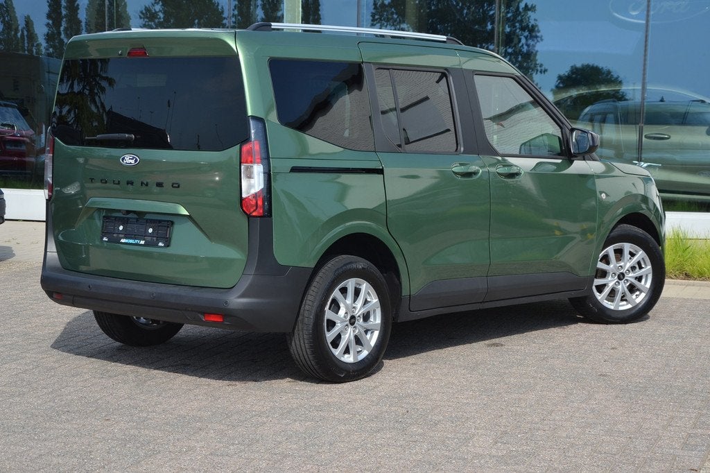 Ford Tourneo Courier, Autos, Achat, Entreprise, Boîte manuelle, Autres couleurs