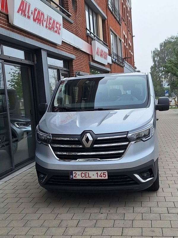 Renault Trafic Passenger & Generation, Autos, Argent ou Gris, Achat, Isofix, Noir