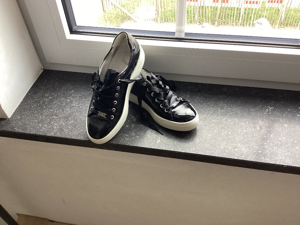 Ara 41 mooie lederen sneakers zgan ( herfst), Neuf, Enlèvement ou Envoi, Sneakers et Baskets, Noir
