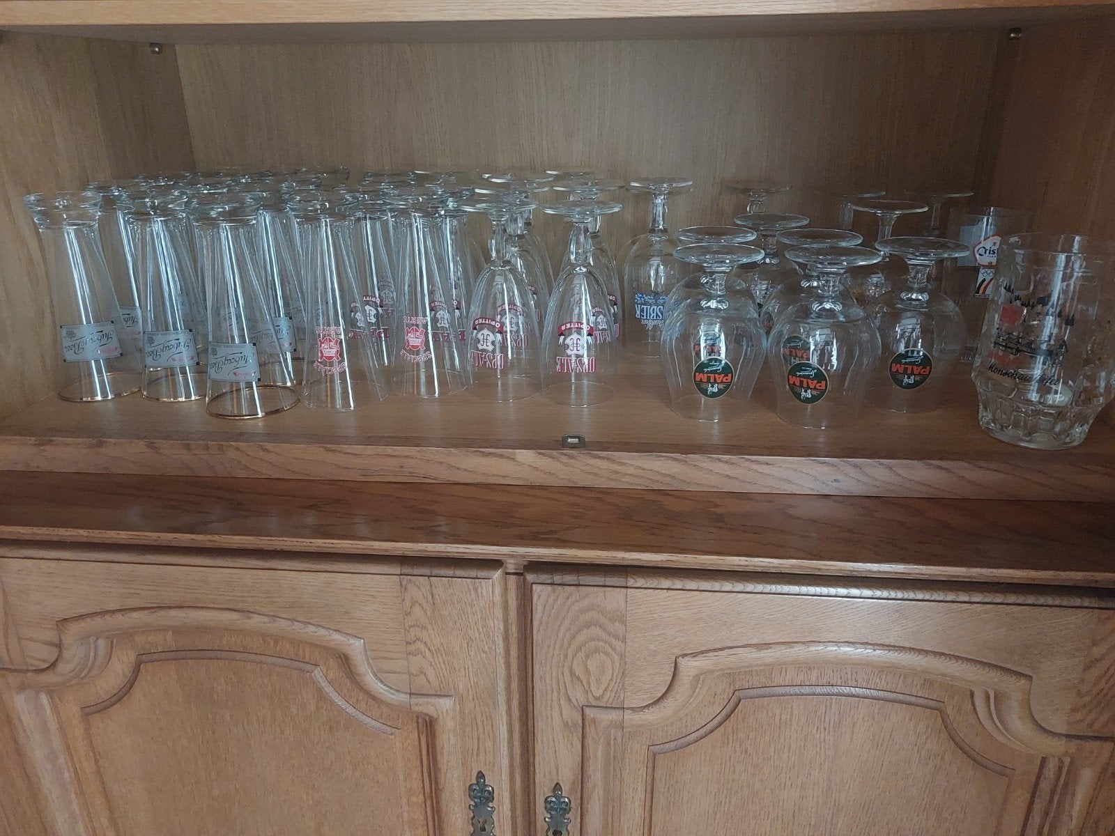 Diverse bierglazen, Ophalen