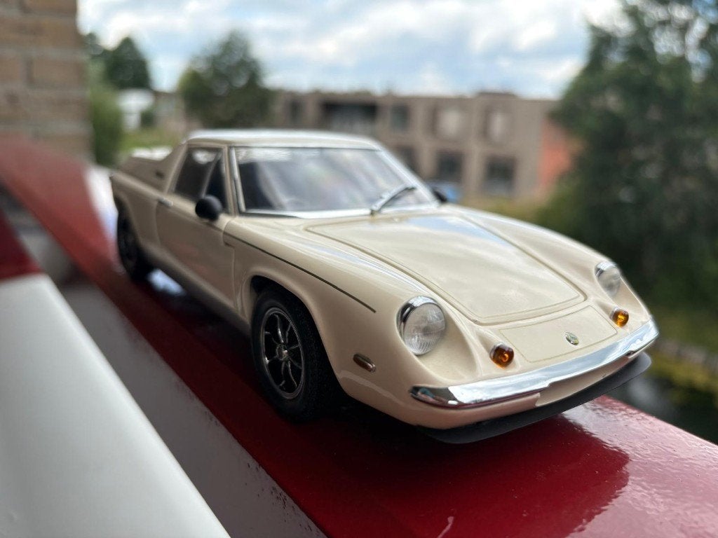 Kyosho 08155W Lotus Europe Special (blanc) échelle 1,18, Envoi, Comme neuf, Voiture, Kyosho