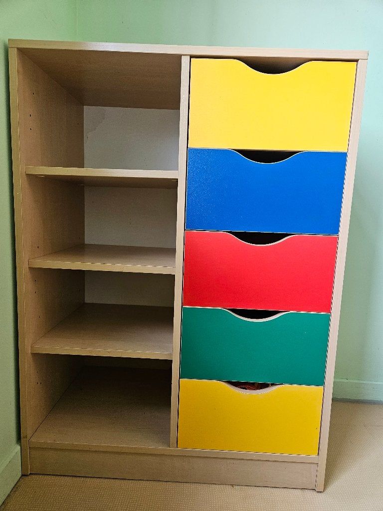 kast, Kinderen en Baby's, Kinderkamer | Commodes en Kasten, Gebruikt, Kast, 105 cm of meer, 75 tot 100 cm, Minder dan 50 cm, Ophalen