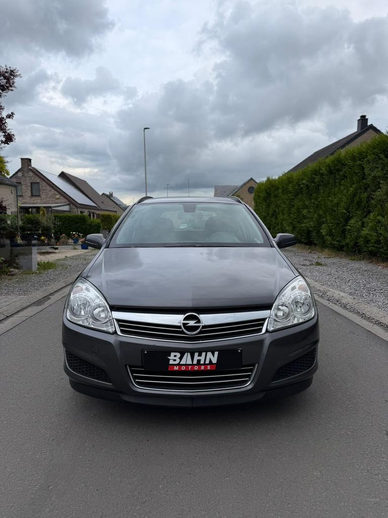 Opel Astra, Autos, Euro 5, Achat, Entreprise, Boîte manuelle